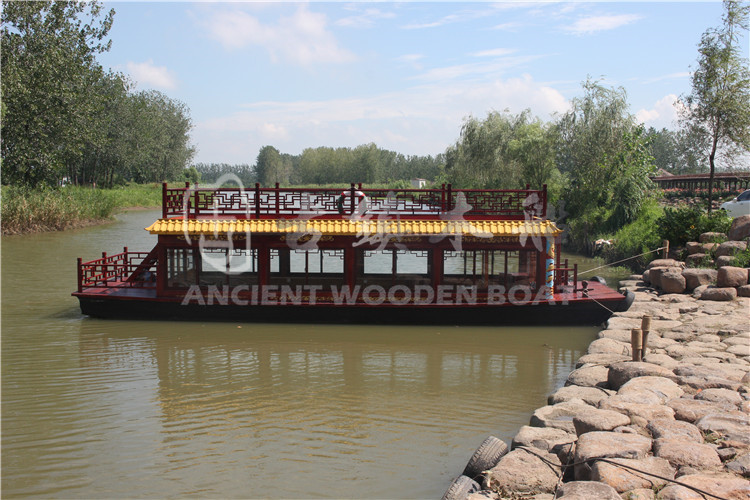 南京池杉湖12米双层乾隆一号